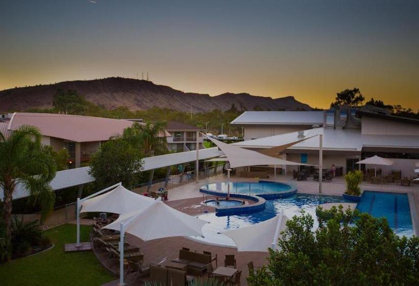 سوئیت 2 خوابه, Crowne Plaza Alice Springs Lasseters