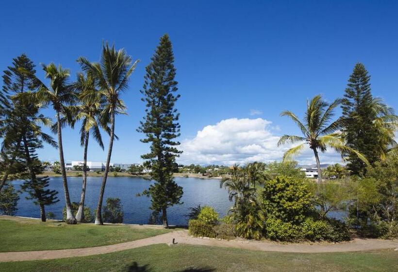 Family Room, Mercure Townsville