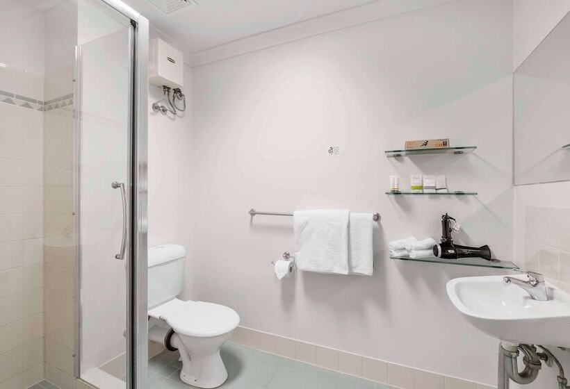 سوئیت خانوادگی اقتصادی, Metro Hotel Perth City