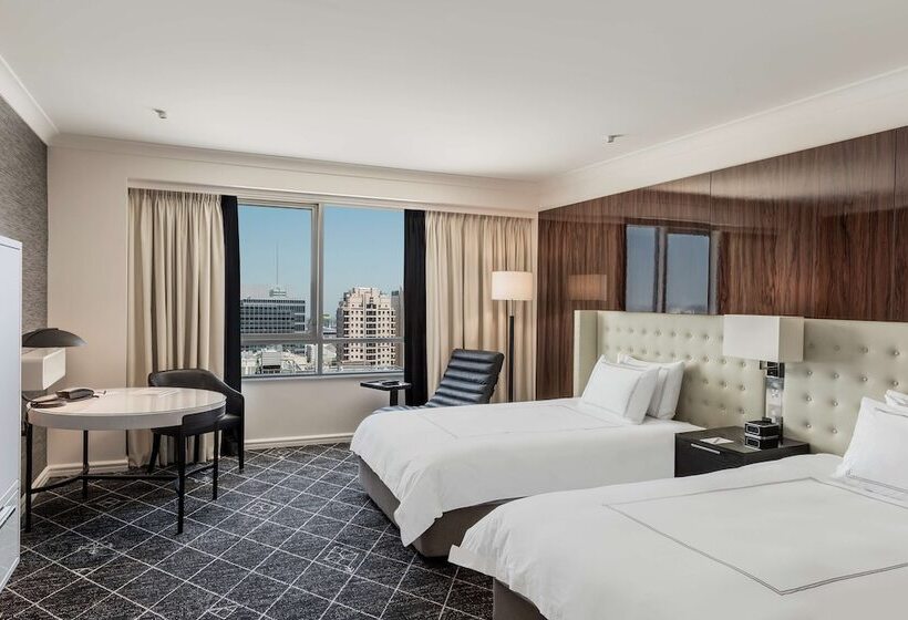 Premium Room, Swissôtel Sydney