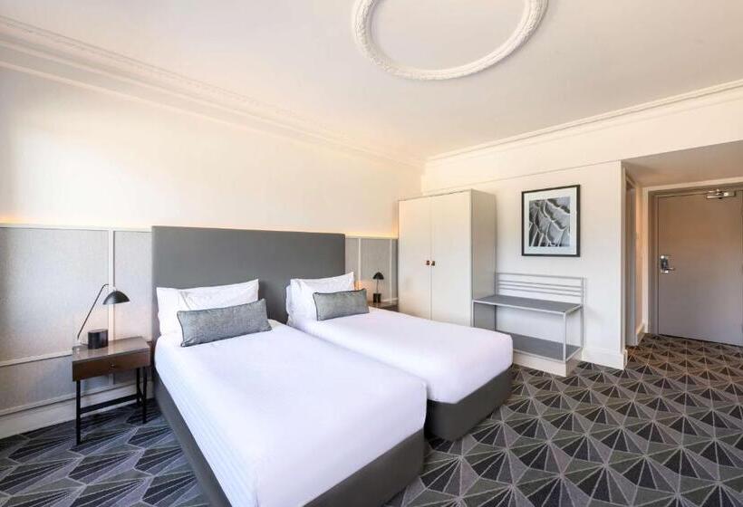 Standard Room, The Savoy  On Little Collins Melbourne