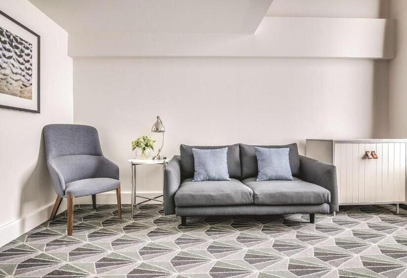 اتاق استاندارد, The Savoy Hotel On Little Collins Melbourne