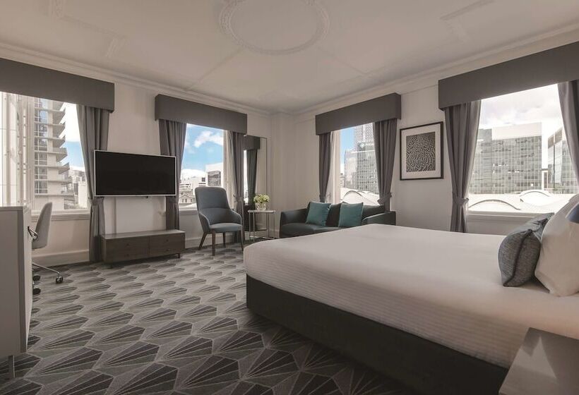 اتاق استاندارد با تخت بزرگ, The Savoy Hotel On Little Collins Melbourne