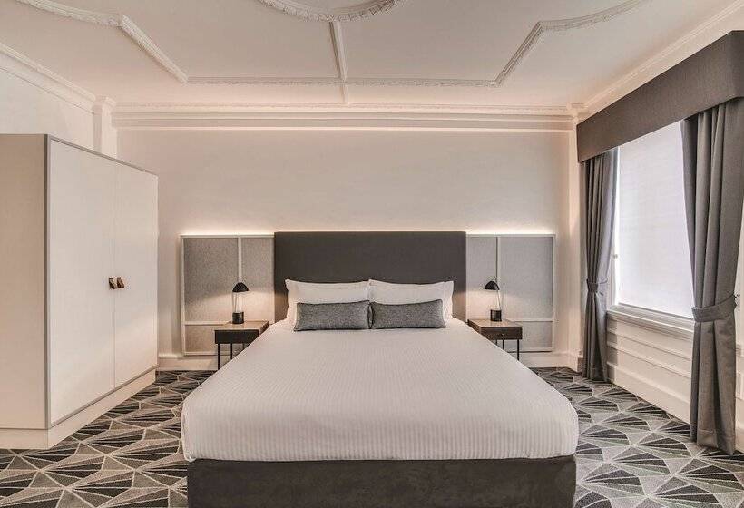 اتاق استاندارد تودرتو, The Savoy Hotel On Little Collins Melbourne