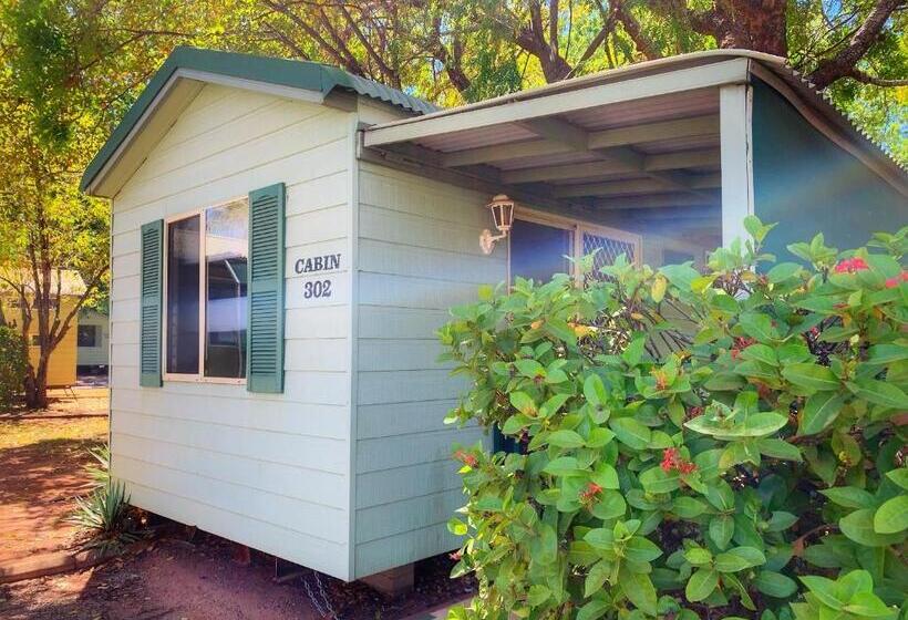 Standard Bungalow, Knotts Crossing Resort