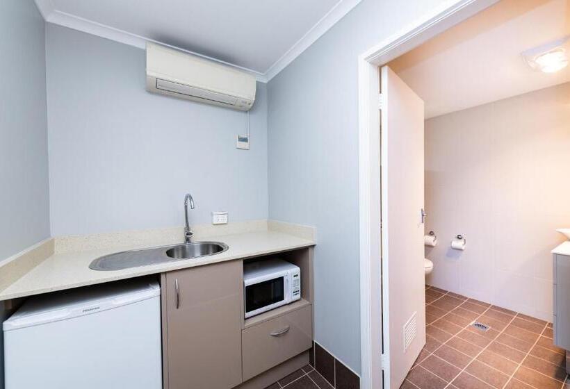 اتاق استاندارد با تخت دو نفره بزرگ, River Motel