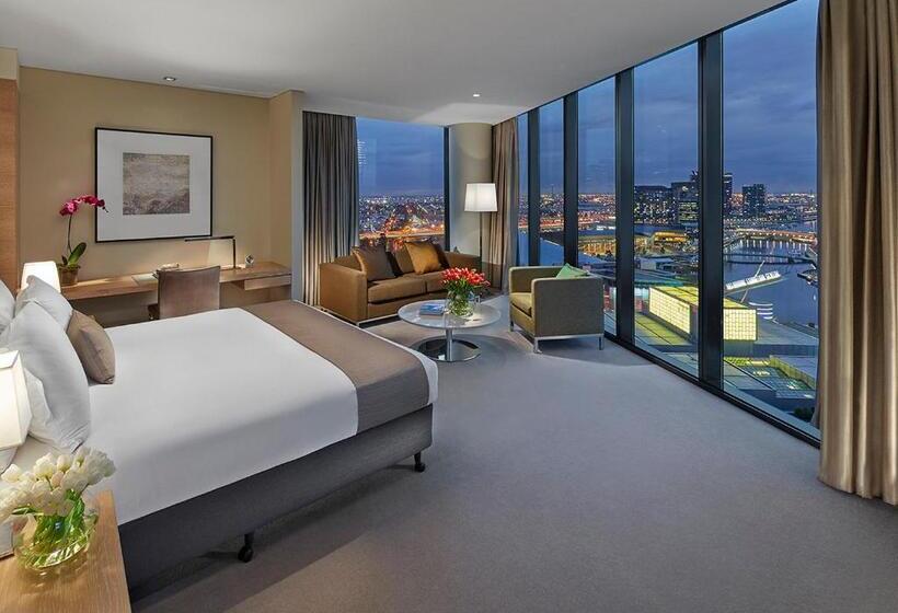 استودیوی استاندارد, Crown Promenade Melbourne