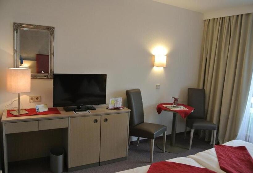 Classic room with balcony, Dei Hotel Schönblick
