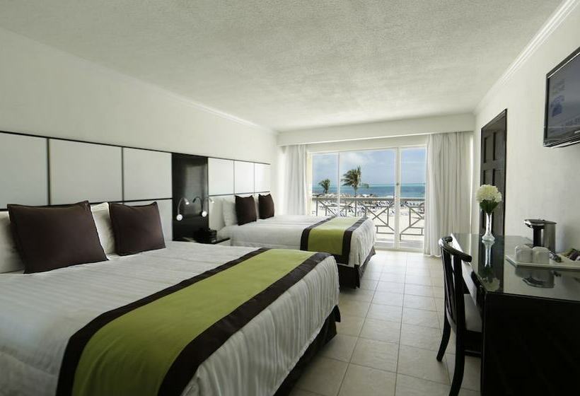 Superior Room Queen Bed, Viva Fortuna Beach By Wyndham