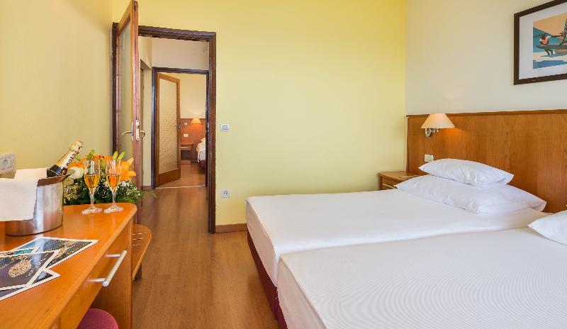 اتاق سوپریور سه تخته, B&b Hotel Rio Copacabana Forte