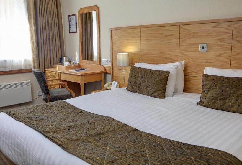 Superior Room King Size Bed, Best Western Kings Manor