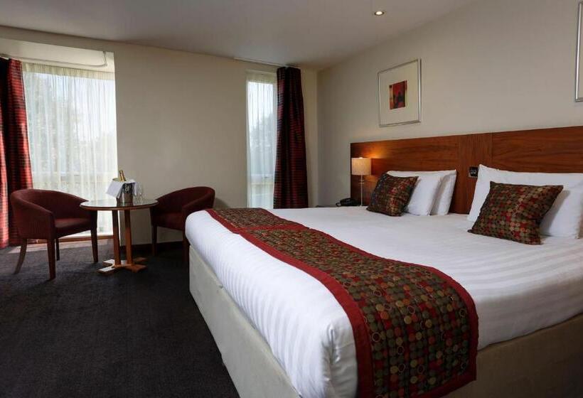 Standard Room King Bed Adapted for people with reduced mobility, Best Western Kings Manor