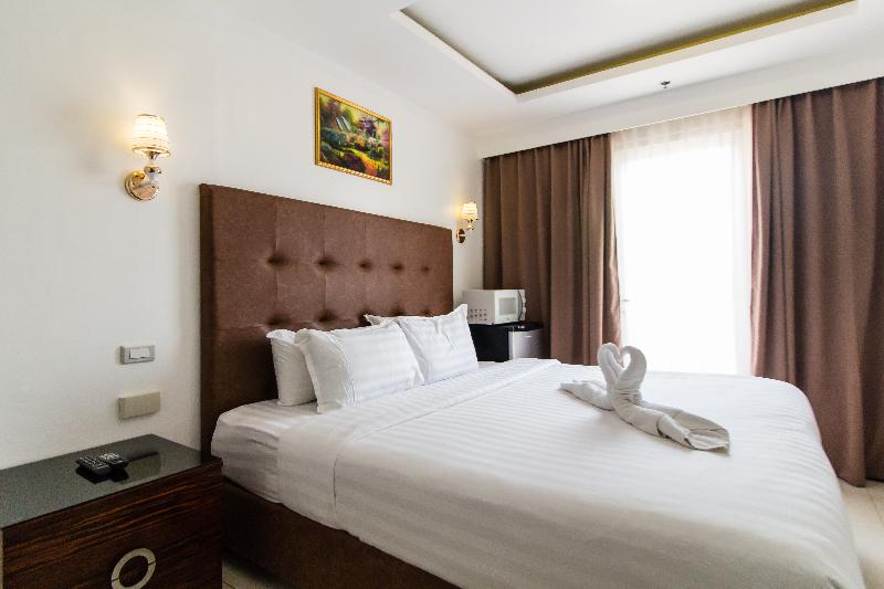 اتاق اجرایی, Britannia Hotel Aberdeen