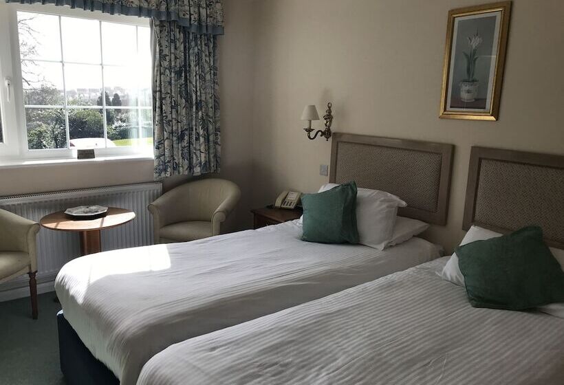 اتاق کلاسیک, Penmere Manor
