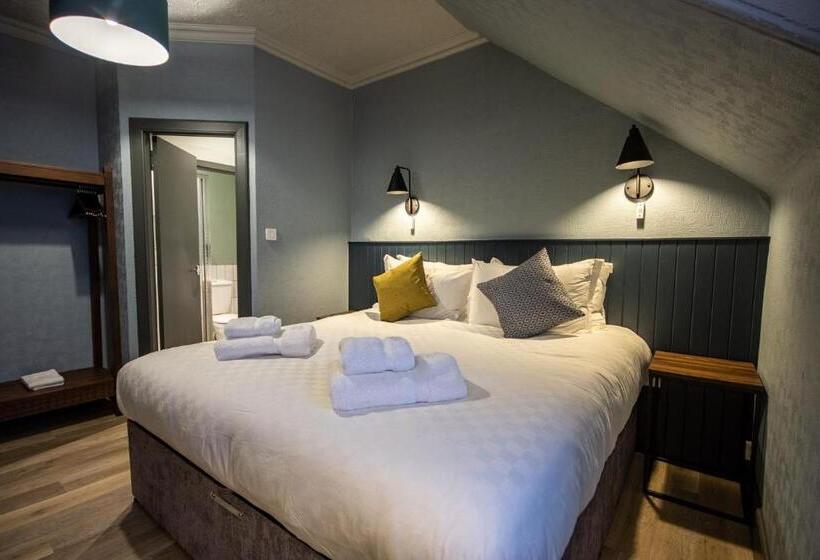 اتاق استاندارد با تخت بزرگ, The Balavoulin   Pub With Rooms