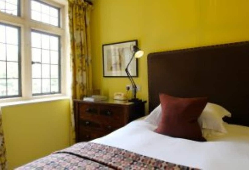 اتاق استاندارد یک نفره, The Hare & Hounds