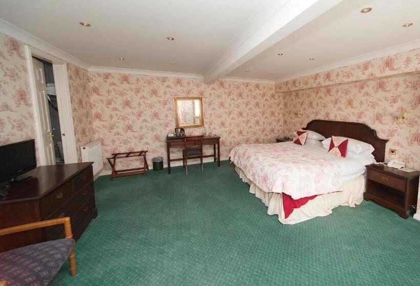 اتاق سوپریور با تخت بزرگ, The Izaak Walton Country House