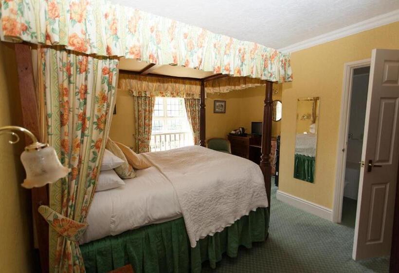 Classic Room with Views, The Izaak Walton Country House
