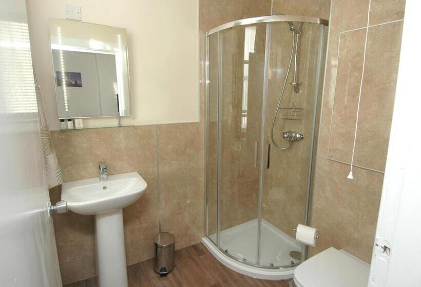 اتاق کلاسیک, Cross Keys Hotel, Kelso