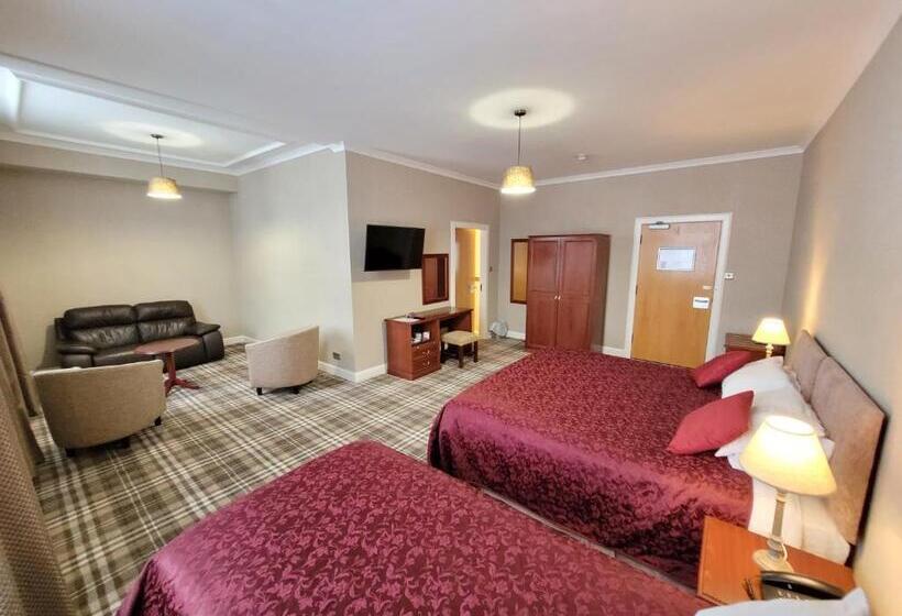 اتاق سوپریور, Cross Keys Hotel, Kelso