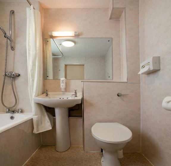 اتاق استاندارد یک نفره, Brentwood Aberdeen City Centre