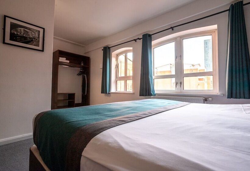 Standard Room, Castlefield