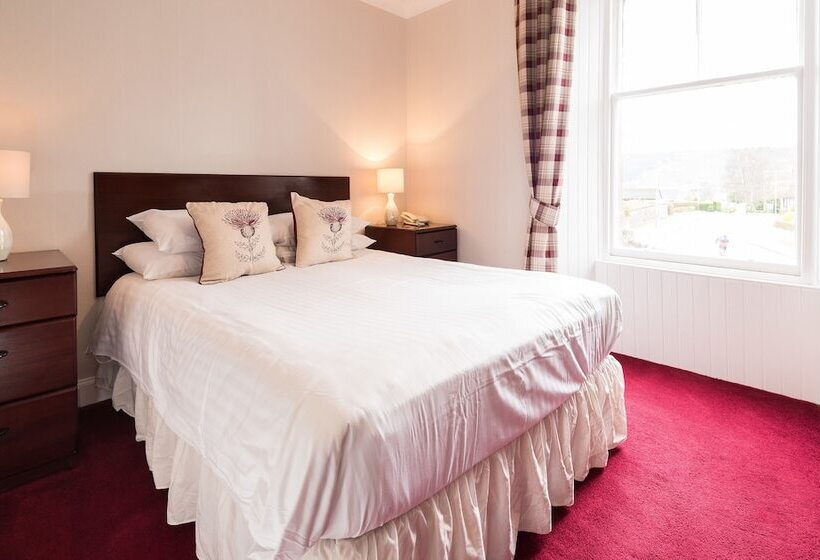 Standard Room, Craigvrack  And Restaurant Near Pitlochry Hospital