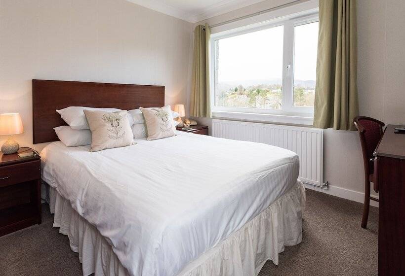 Standard Room, Craigvrack  And Restaurant Near Pitlochry Hospital