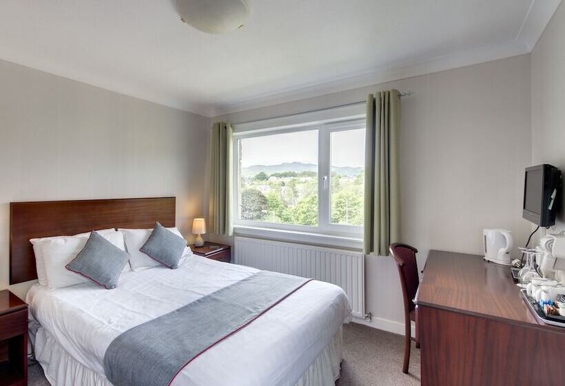 Standard Room, Craigvrack  And Restaurant Near Pitlochry Hospital