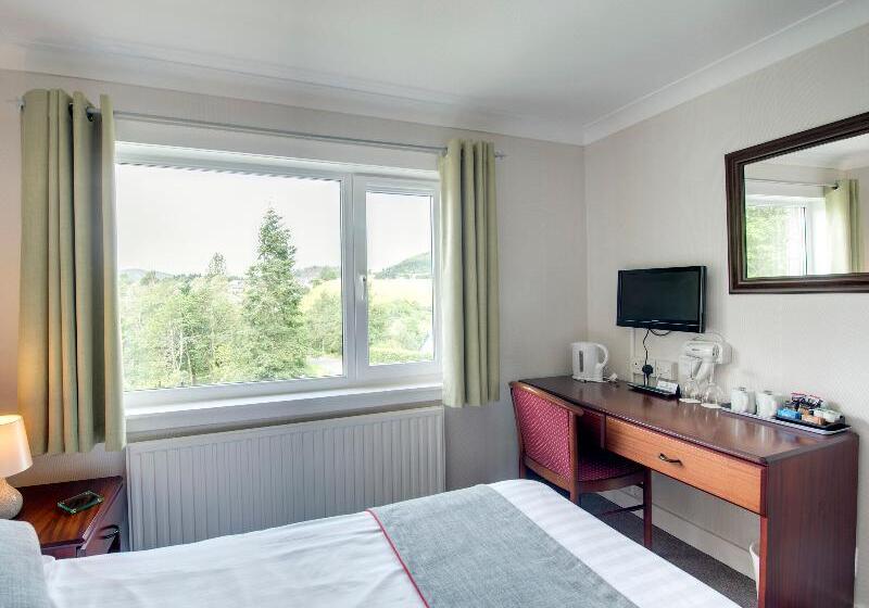 Standard Room, Craigvrack  And Restaurant Near Pitlochry Hospital