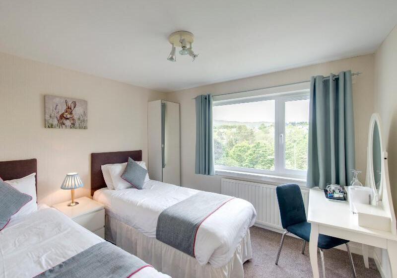 Standard Room, Craigvrack  And Restaurant Near Pitlochry Hospital