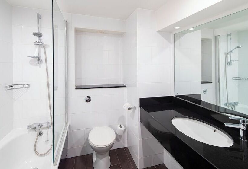 اتاق استاندارد, Crowne Plaza Harrogate, An Ihg