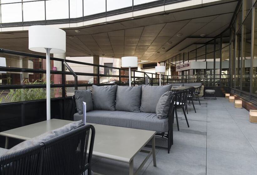 اتاق استاندارد, Crowne Plaza Harrogate, An Ihg