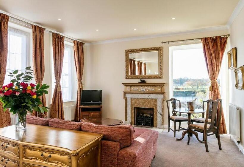 سوییت با چشم‌انداز باغ, Ednam House