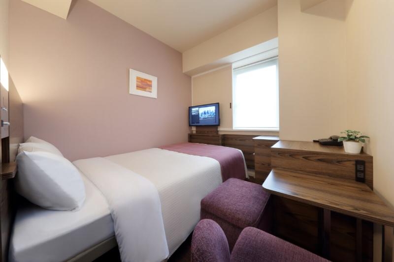 Suite, Egerton House