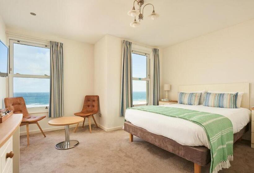 Superior Room with Views, Great Western