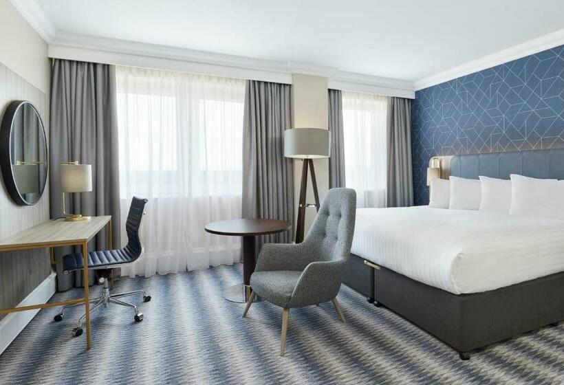 اتاق استاندارد با تخت بزرگ, Leonardo Royal Southampton Grand Harbour