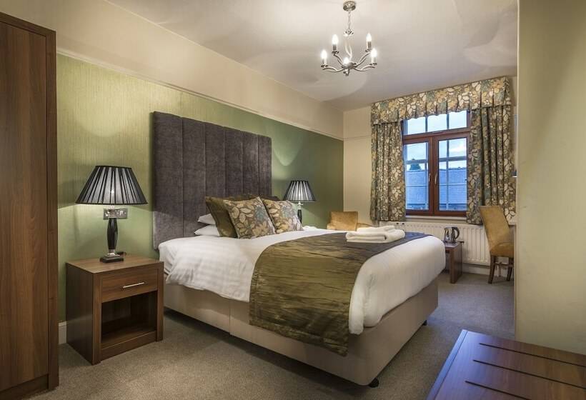 اتاق سوپریور, The Royal Oak Hotel, Welshpool, Mid Wales
