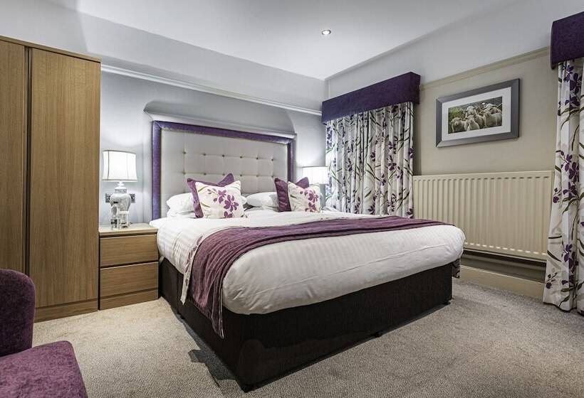 اتاق سوپریور, The Royal Oak Hotel, Welshpool, Mid Wales