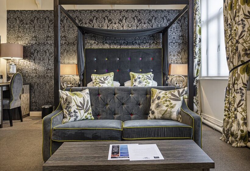 سوییت لوکس, The Royal Oak Hotel, Welshpool, Mid Wales