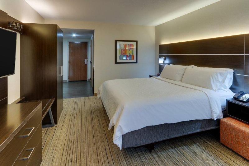 اتاق استاندارد با تخت بزرگ, Doubletree By Hilton  Swindon