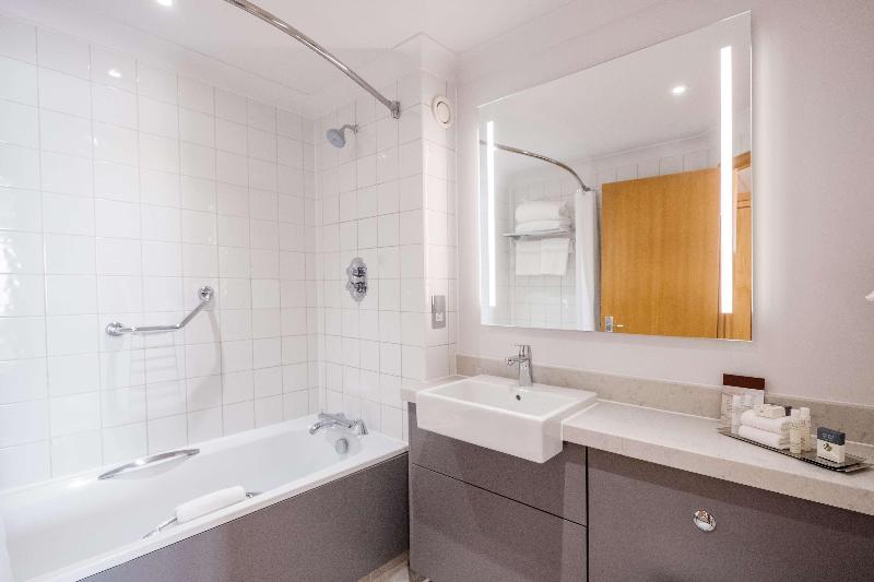 اتاق استاندارد, Doubletree By Hilton  Swindon