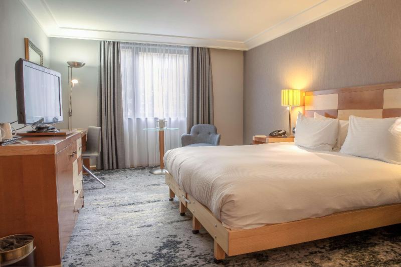 اتاق استاندارد با تخت بزرگ, Doubletree By Hilton  Swindon