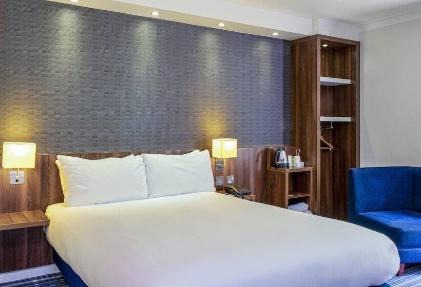 اتاق استاندارد با تخت دوبل برای معلولان, Holiday Inn Express York