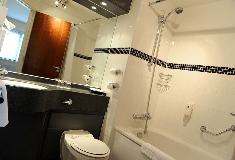 חדר סטנדרט, Holiday Inn Wolverhampton   Racecourse, An Ihg
