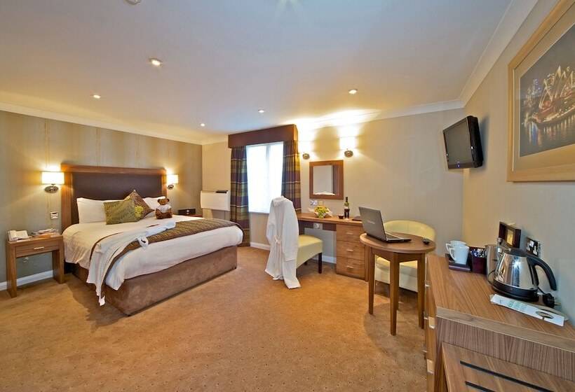اتاق اجرایی, Milford Hall Hotel   Newly Refurbished