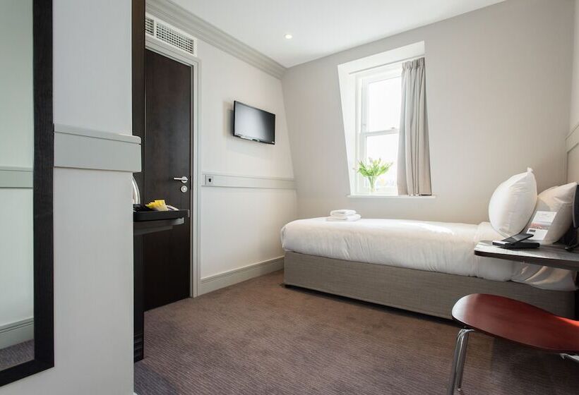 اتاق استاندارد یک نفره, Mowbray Court