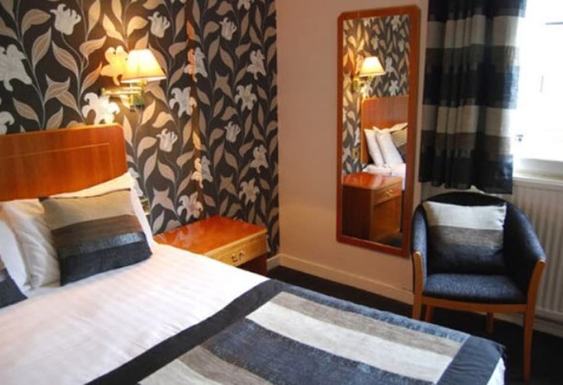 Standard Room, The Tontine