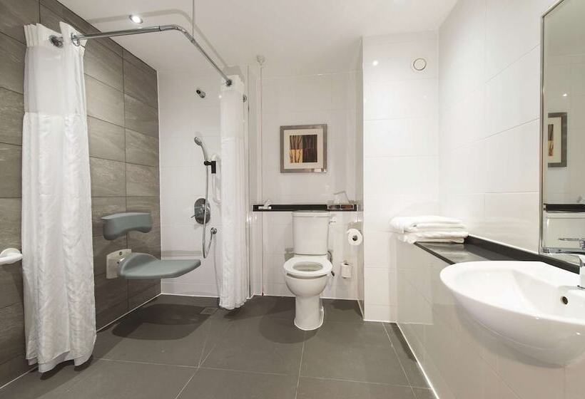 اتاق استاندارد برای معلولان, Doubletree By Hilton  Strathclyde