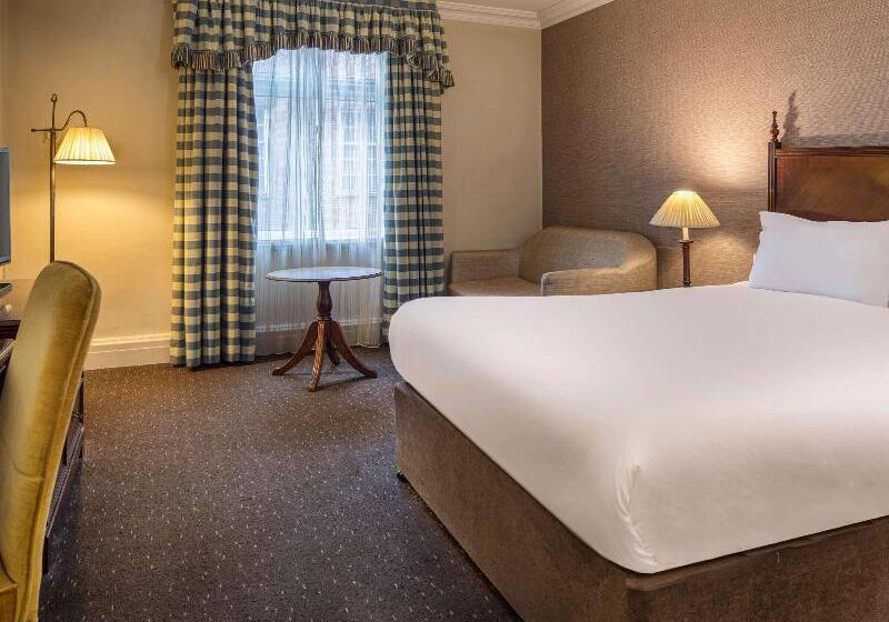 غرفة تنفيذية, Mercure Winchester Wessex